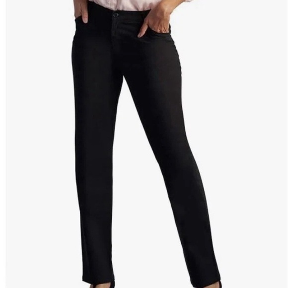 Lee Effortless Wash & Wear Black Relaxed Fit Straight Leg Mid Rise Pants - Picture 1 of 14